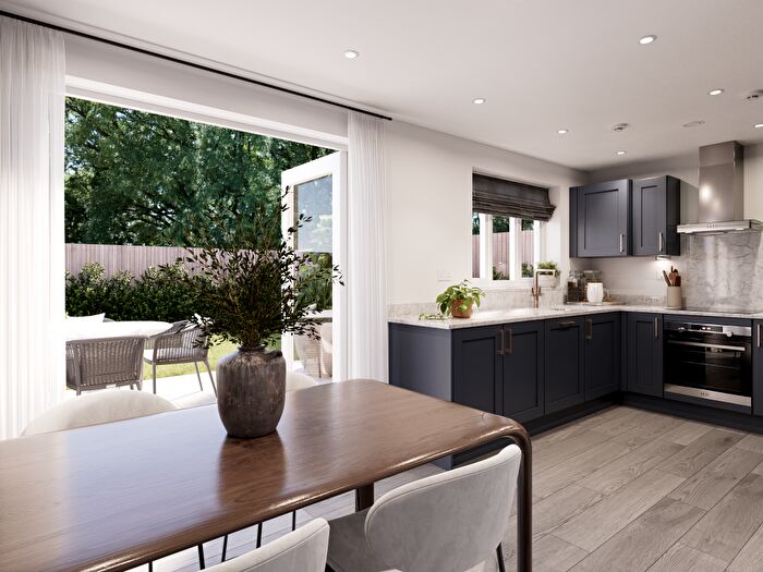 3 Bedroom Semi-Detached House For Sale In Desborough Road, Rothwell, NN14