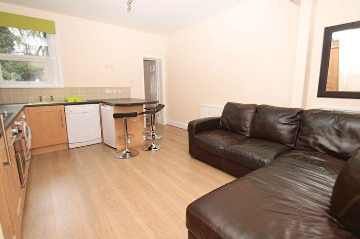 5 Bedroom Semi-Detached House To Rent In Full Refurbishment, Winton Student House, BH9
