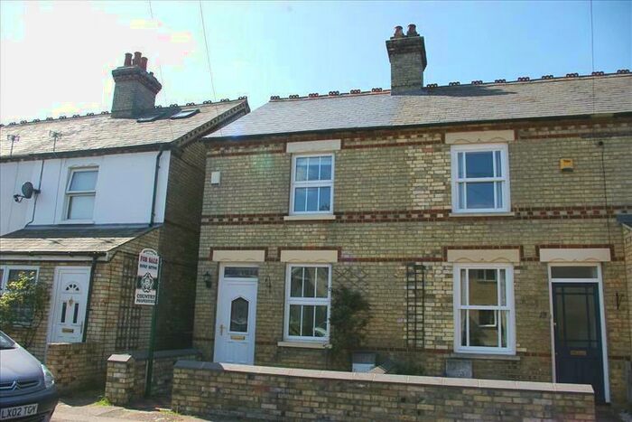 2 Bedroom Cottage To Rent In Havelock Road, Biggleswade, SG18