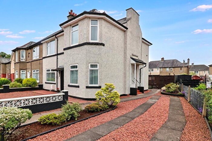 2 Bedroom Apartment For Sale In Third Avenue, Renfrew, Renfrewshire, PA4