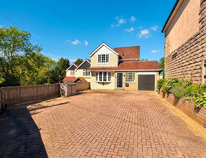3 Bedroom Detached House For Sale In Blackfield Road, Fawley, SO45