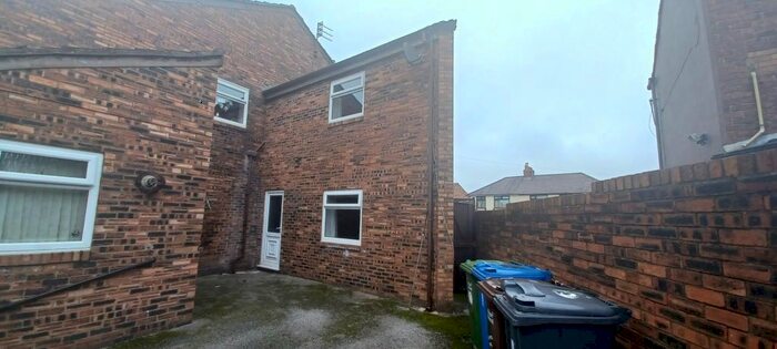 1 Bedroom Flat To Rent In City Road, Wigan, Lancashire, WN5