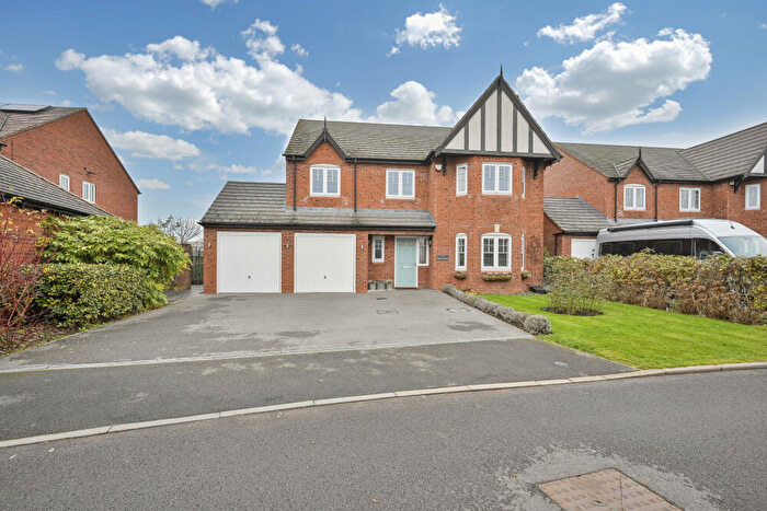 4 Bedroom Detached House For Sale In Moors Wood, Stafford, ST20