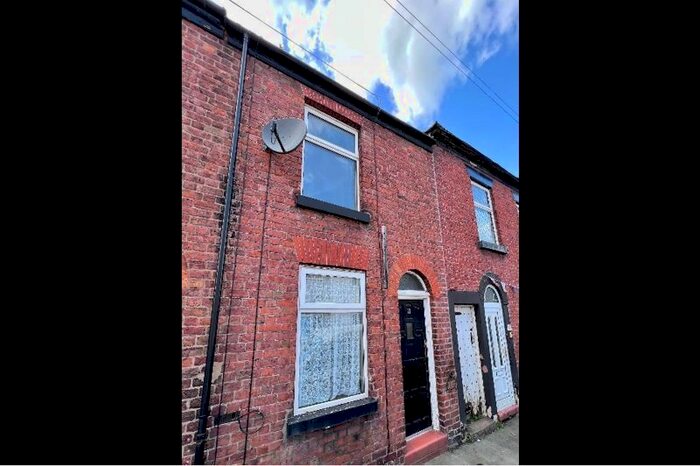 2 Bedroom Terraced House To Rent In Booth Street, Congleton, CW12
