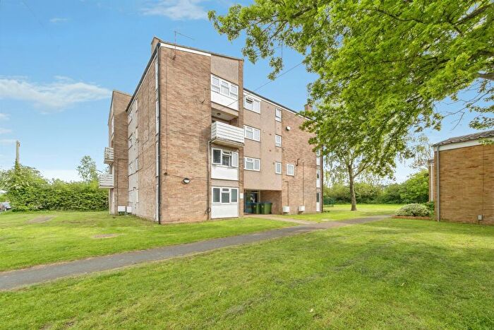 2 Bedroom Flat For Sale In Lowndes Way, Winslow, Buckingham, MK18