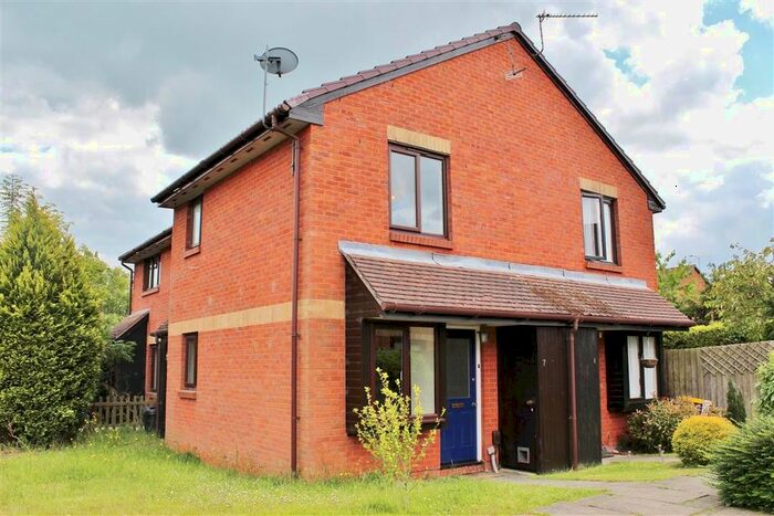 1 Bedroom Terraced House To Rent In Bolwell Close, Twyford, Reading, Reading, Berkshire, RG10