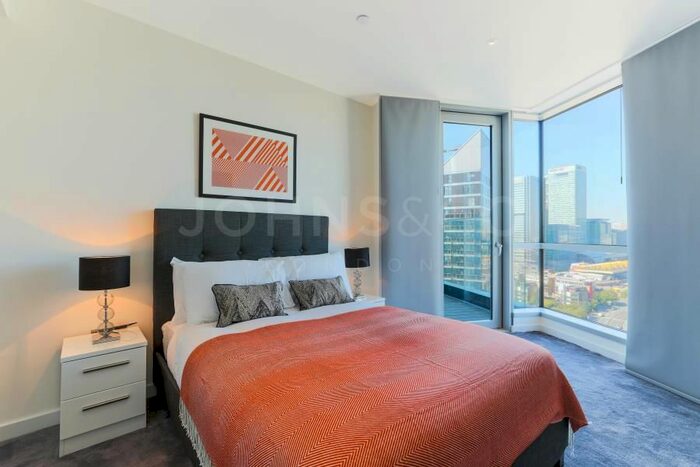 2 Bedroom Flat For Sale In Charrington Tower, Biscayne Avenue, London, E14