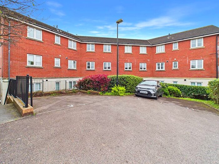 2 Bedroom Flat For Sale In Skylark Road, North Cornelly, CF33