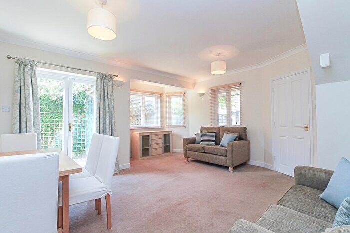 2 Bedroom Town House To Rent In Victoria Road, Summertown, OX2