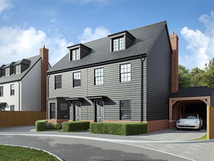 4 Bedroom Semi Detached House For Sale In Hawthorn Close, Ongar Road, Fyfield, CM5