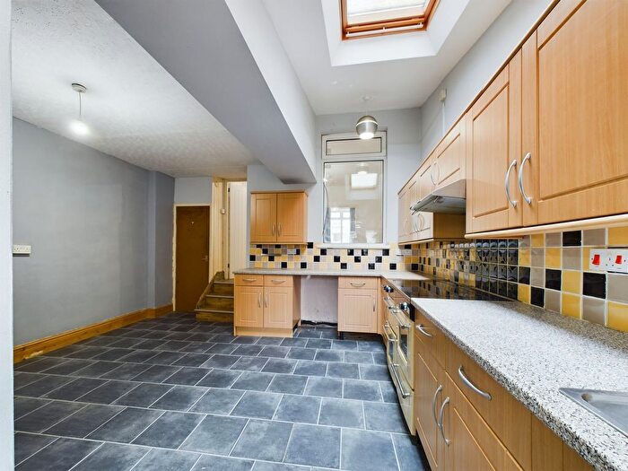 3 Bedroom Terraced House For Sale In Dewsland Street, Milford Haven, SA73
