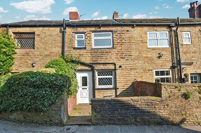 2 Bedroom Cottage For Sale In Crown Point, Edgworth, Bolton, BL7