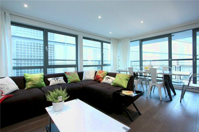 2 Bedroom Flat To Rent In Ink Works Court, Bell Yard Mews, Bermondsey Street, London, SE1