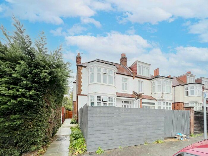 3 Bedroom Semi-Detached House To Rent In Melbury Gardens, London, SW20