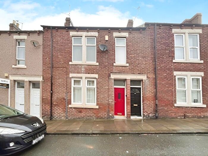 2 Bedroom Flat To Rent In Barehirst Street, South Shields, NE33