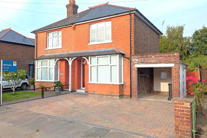 3 Bedroom Semi-Detached House To Rent In Woking, Surrey, GU21