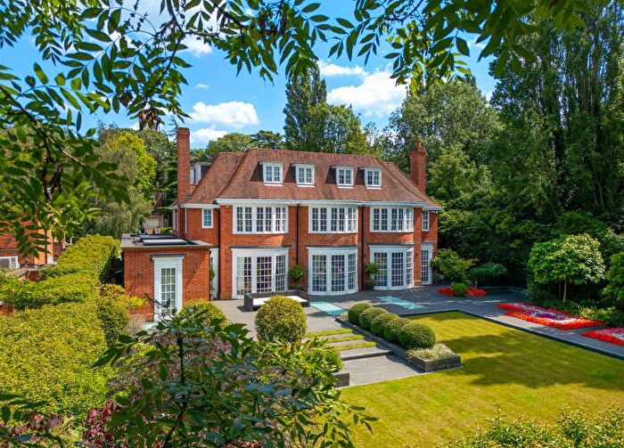 8 Bedroom Detached House To Rent In Winnington Road, London, N2