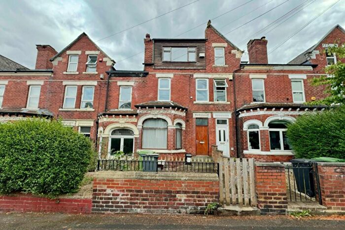 1 Bedroom Flat To Rent In Methley Drive, Chapel Allerton, LS7