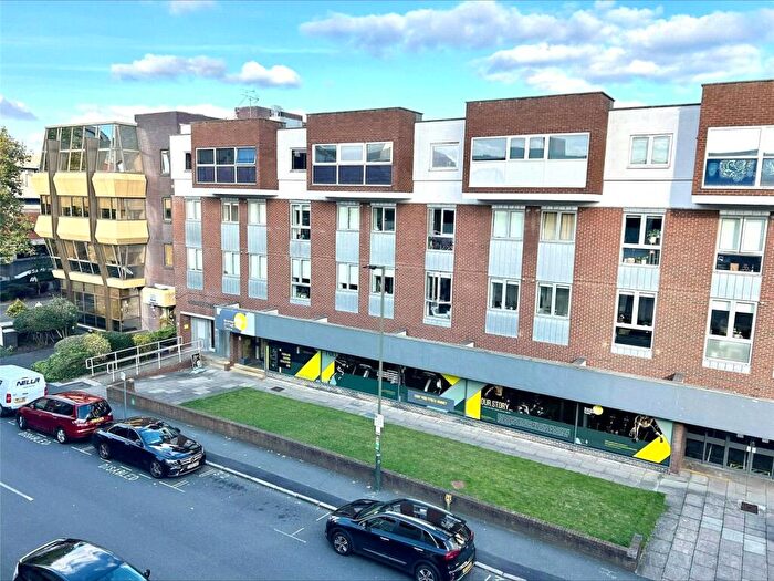 1 Bedroom Apartment To Rent In Elmfield Road, Bromley, BR1