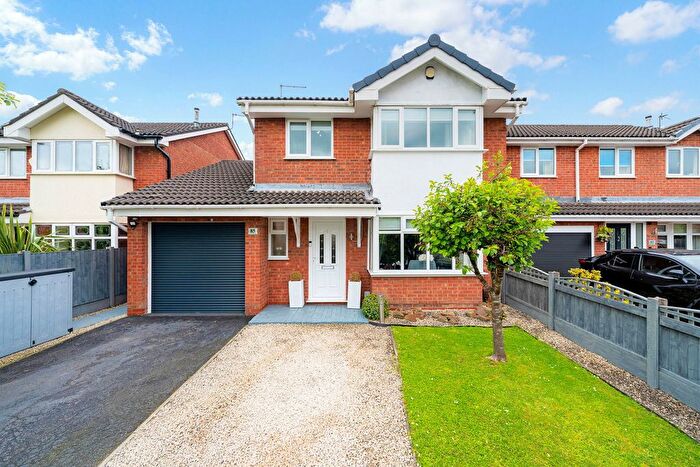 4 Bedroom Detached House For Sale In Ennerdale Road, Tyldesley, Manchester, M29