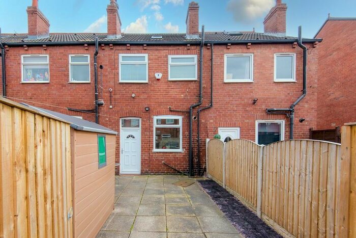 2 Bedroom Terraced House To Rent In Hugh Street, Castleford, West Yorkshire, WF10