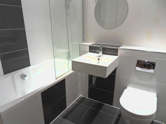 2 Bedroom Flat To Rent In The Gables, 42 Brighton Road, Purley, Surrey CR8