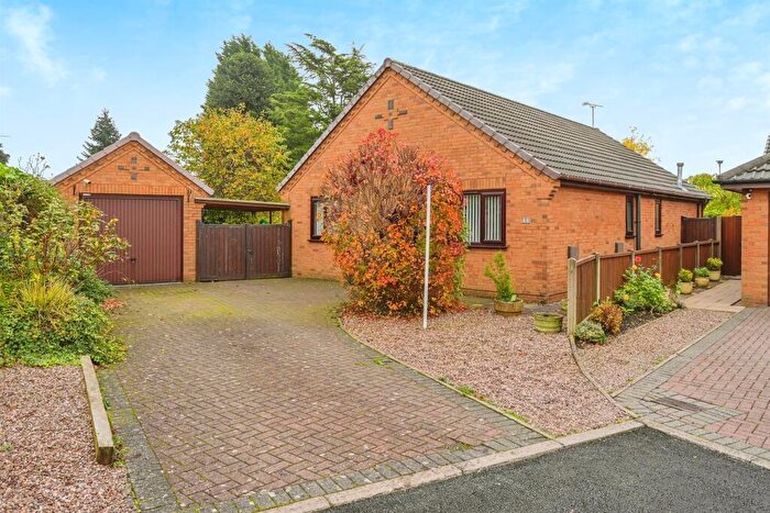 3 Bedroom Detached Bungalow For Sale In Windmill Close, Uttoxeter, ST14