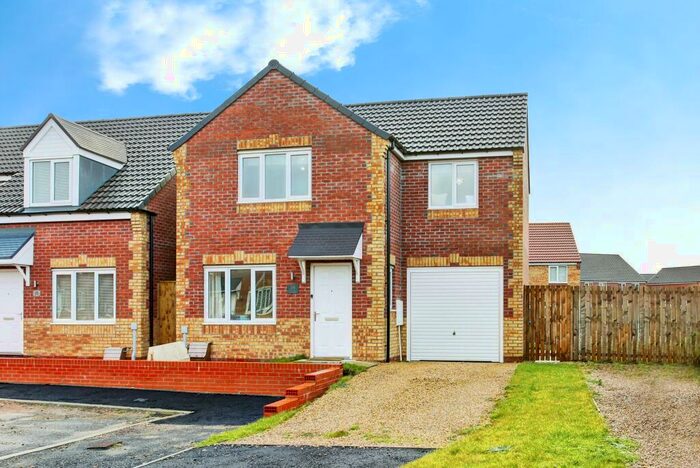 3 Bedroom Detached House For Sale In Rollyway Gardens, Hutton Park, Blyth, Northumberland, NE24