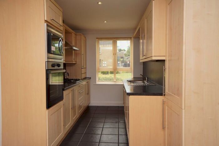 2 Bedroom Flat To Rent In Northfield Court, Crookes, Sheffield, S10