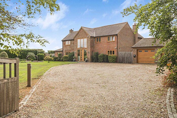 5 Bedroom Detached House For Sale In Rush Green, Hertford, SG13