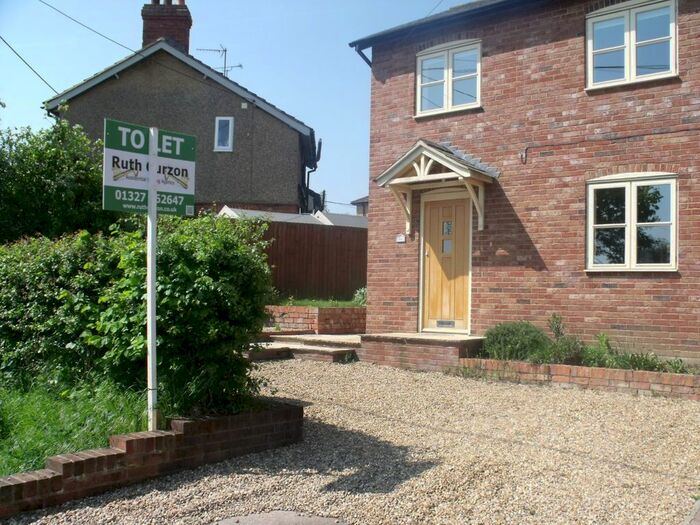 3 Bedroom Semi-Detached House To Rent In Preston Road, Eydon, Daventry, NN11