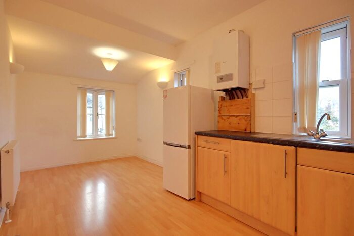 1 Bedroom Flat To Rent In Hanover Place, Hanover Street, Cheltenham, GL50