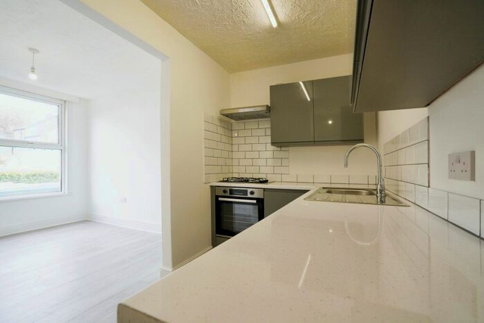 2 Bedroom Flat For Sale In Dennison Road, Bodmin, Cornwall, PL31