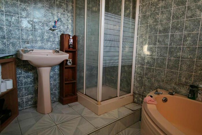 1 Bedroom Apartment For Sale In Beatrice Place, Blackburn, Lancashire, BB2