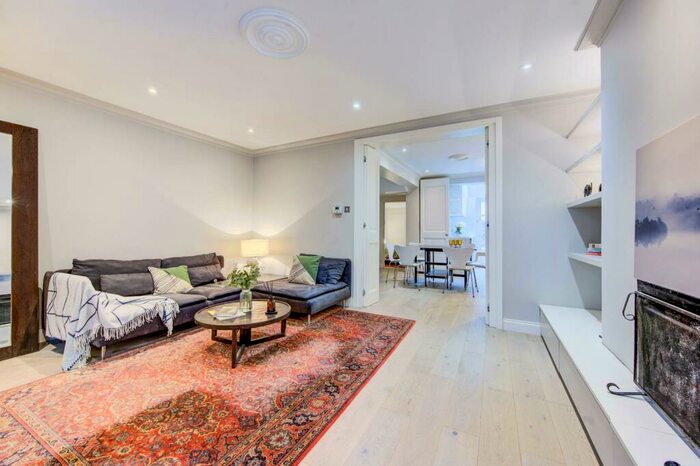 1 Bedroom Flat To Rent In Gunter Grove, Chelsea, London, SW10