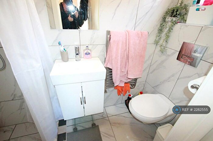 7 Bedroom Terraced House To Rent In Shinfield Road, Reading, RG2