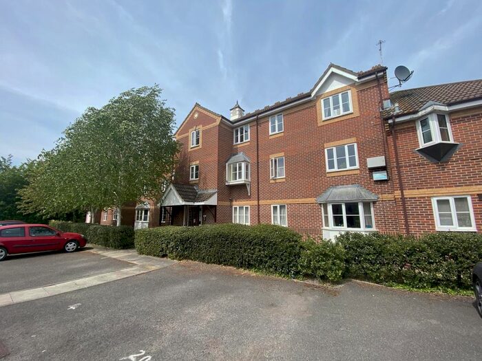 2 Bedroom Flat To Rent In Middle Furlong, Didcot, OX11
