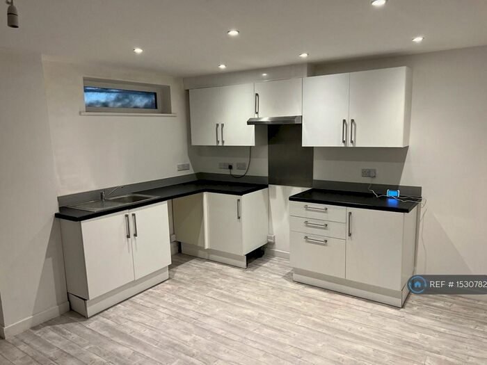 2 Bedroom Flat To Rent In Glebe Close, Thetford, IP24