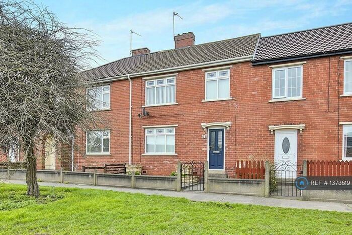 3 Bedroom Semi-Detached House To Rent In Mendip Avenue, Chester Le Street, DH2