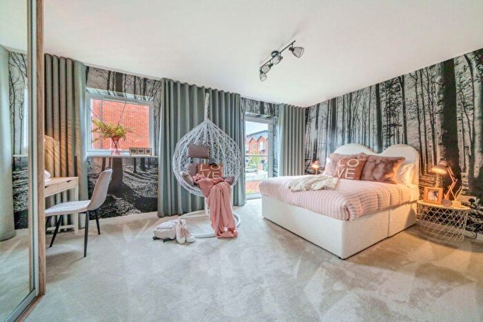4 Bedroom Terraced House For Sale In Bluebell Way, Whiteley, Fareham, PO15