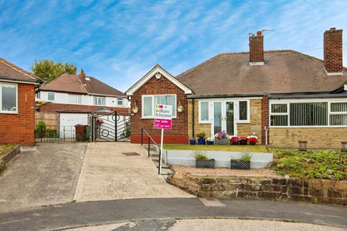 2 Bedroom Semi-Detached Bungalow For Sale In York Road, Leeds, LS14