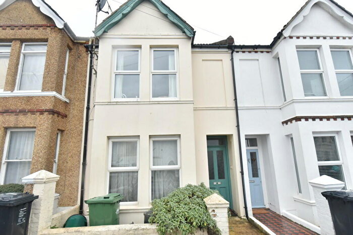 2 Bedroom Maisonette To Rent In Ruskin Road, Hove, BN3