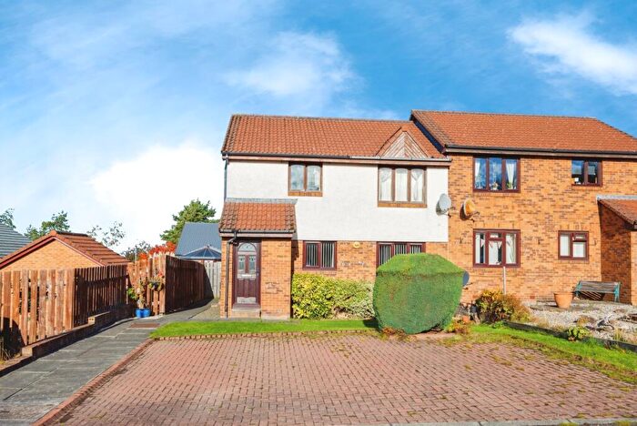 2 Bedroom Flat For Sale In Mactaggart Loan, Newtongrange, Dalkeith, Midlothian, EH22