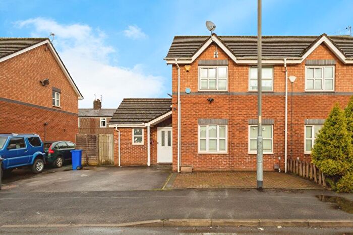 4 Bedroom Semi Detached House For Sale In Melland Road, Gorton, M18