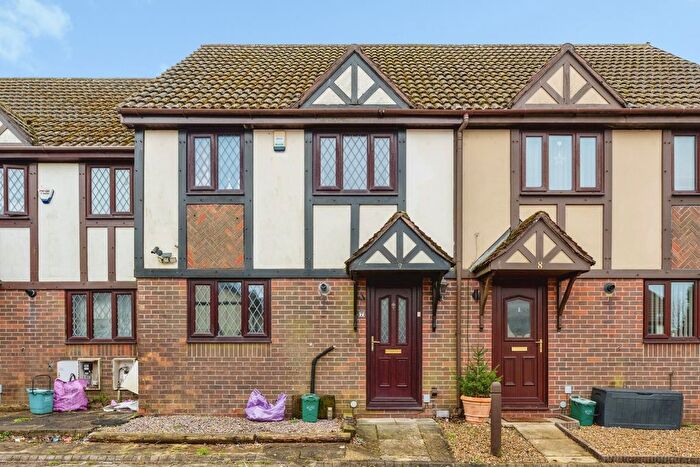 3 Bedroom Terraced House For Sale In Cranfield Court, Ravenhill, Swansea, SA5