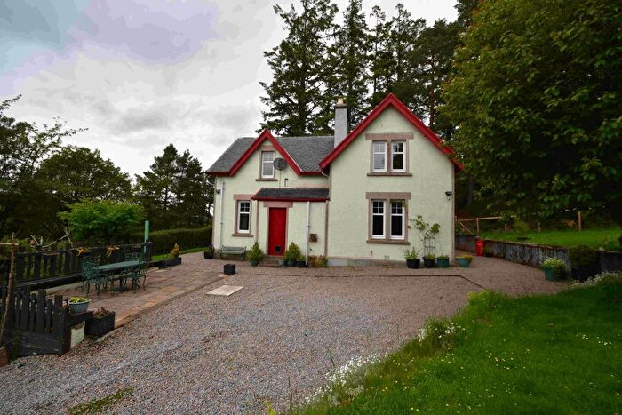 3 Bedroom Detached House To Rent In Aultnagar, Lairg, IV27