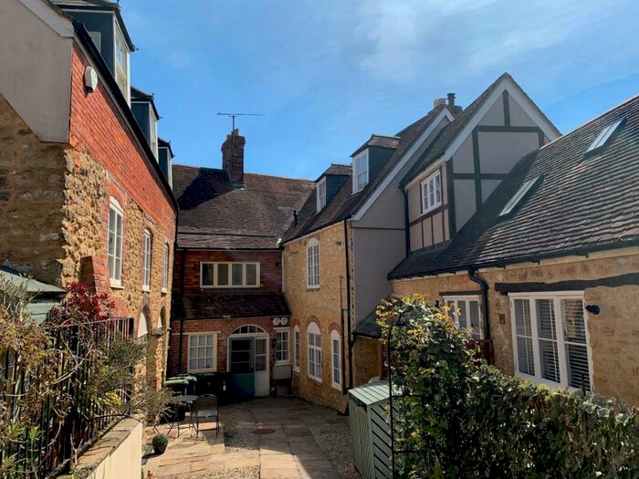 4 Bedroom Terraced House To Rent In Priestlands Lane, Sherborne, DT9