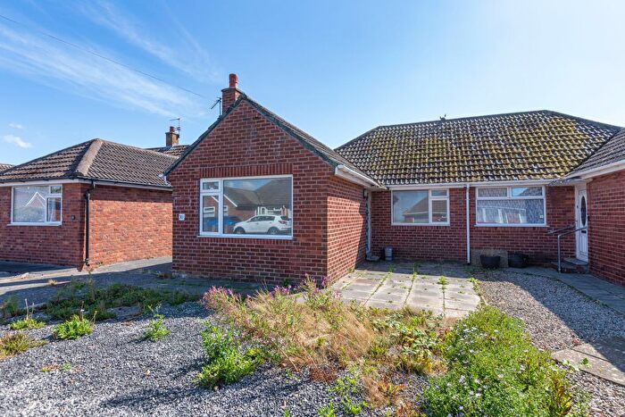 2 Bedroom Semi Detached Bungalow For Sale In Broadhurst Road, Blackpool, FY5