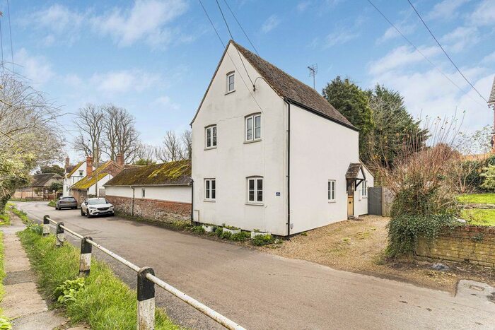 3 Bedroom Semi-Detached House For Sale In Long Wittenham Road, North Moreton, OX11