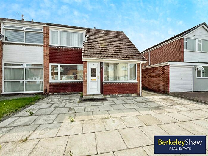 4 Bedroom Semi-Detached House For Sale In Meadow Lane, Maghull, Liverpool, L31